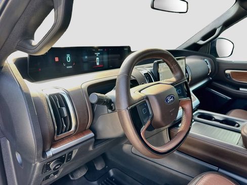 Used 2025 Ford Expedition Max King Ranch AWD/4WD image 9