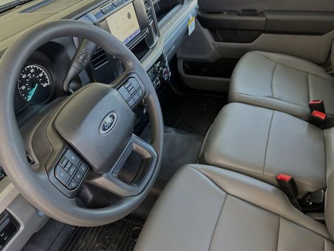 New 2024 Ford F450 XL w/ XL Chrome Package image 6