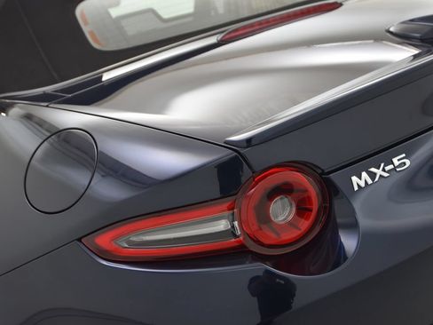 Certified 2025 MAZDA MX-5 Miata Grand Touring RWD image 45