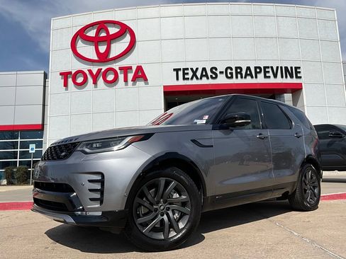 Used 2022 Land Rover Discovery S R-Dynamic image 2