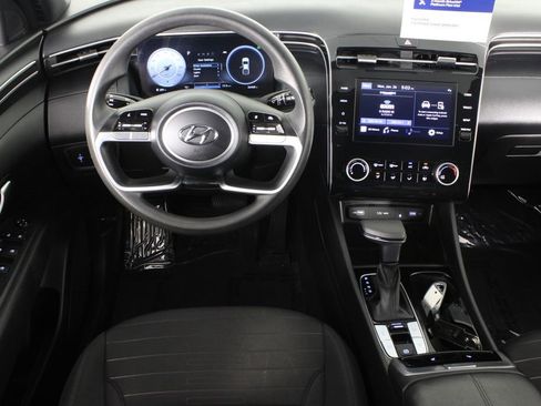 Used 2023 Hyundai Santa Cruz SEL w/ Activity Package image 6