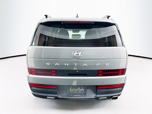 Used 2024 Hyundai Santa Fe SEL FWD image 7