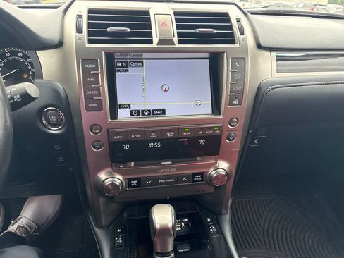 Used 2021 Lexus GX 460 Premium w/ Premium Package AWD/4WD image 15