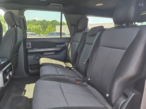 Used 2018 Ford Expedition XLT RWD image 13