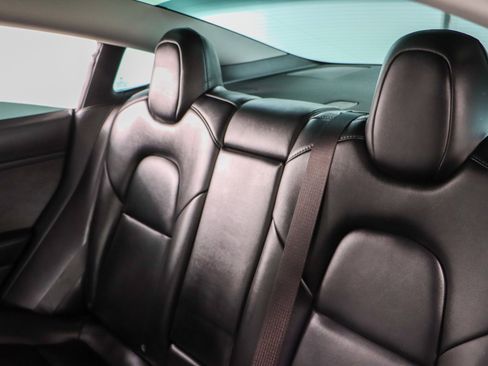 Used 2023 Tesla Model 3 Performance image 22