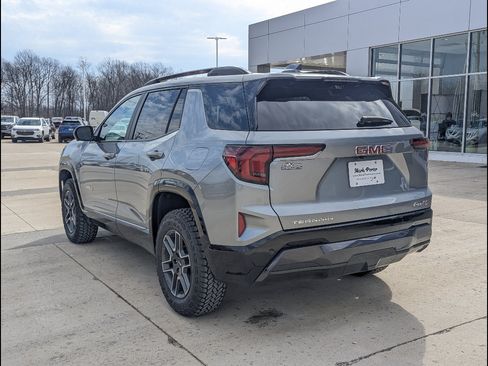 New 2026 GMC Terrain AT4 w/ Technology Package II AWD/4WD image 10