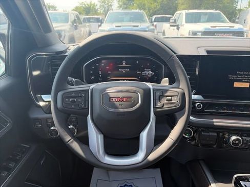 New 2026 GMC Sierra 1500 SLT w/ SLT Premium Plus Package AWD/4WD image 15