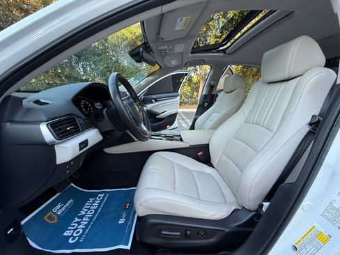 Used 2022 Honda Accord EX-L image 12