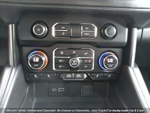 Used 2021 Chevrolet Tahoe LT image 42