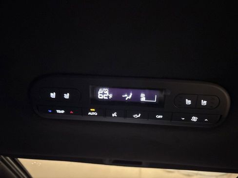 Used 2026 Hyundai Palisade Calligraphy image 23