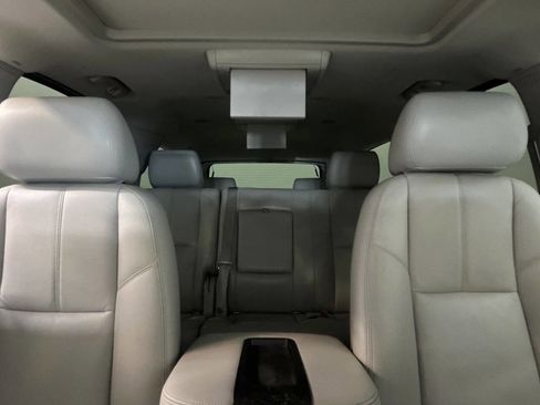 Used 2013 GMC Yukon XL SLT w/ SLT-2 Equipment Package image 13