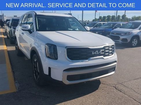 Used 2024 Kia Telluride S w/ S Sunroof Package AWD/4WD image 8
