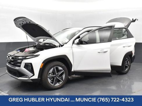 Used 2025 Hyundai Tucson SEL AWD/4WD image 39