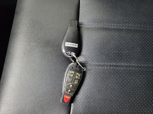 Used 2019 Dodge Grand Caravan GT FWD image 32