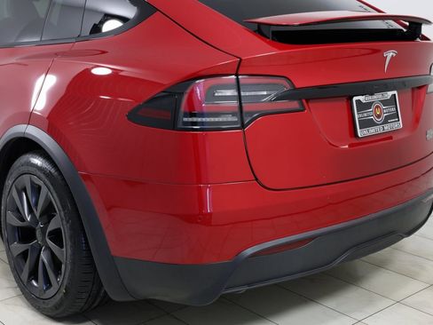 Used 2023 Tesla Model X image 41