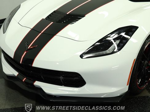 Used 2015 Chevrolet Corvette Stingray Coupe w/ Pacific Design Package RWD image 19