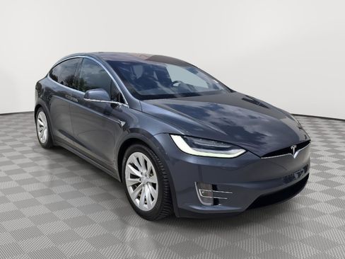 Used 2020 Tesla Model X Long Range image 25