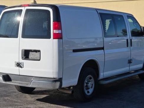 Used 2020 Chevrolet Express 2500 2500 CARGO VAN w/ Driver Convenience Package image 7
