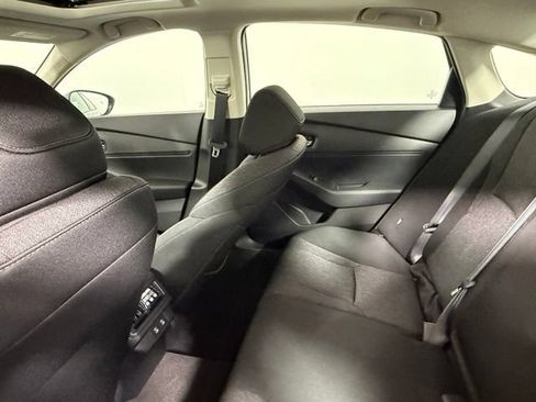 Used 2025 Honda Accord SE image 37