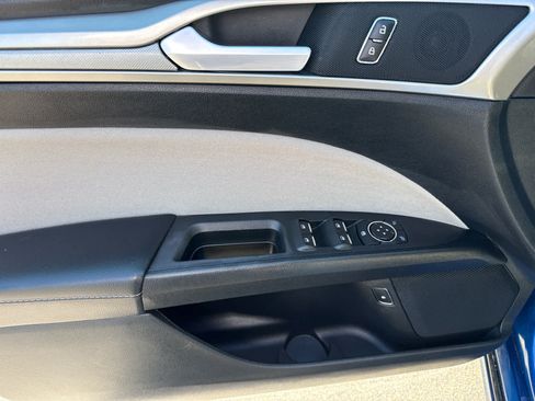 Used 2018 Ford Fusion S FWD image 10