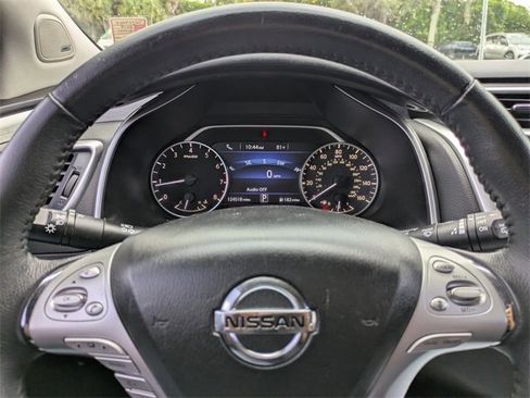 Used 2018 Nissan Murano SV w/ Premium Package image 29