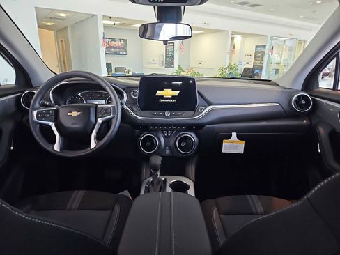 New 2026 Chevrolet Blazer LT w/ Midnight/Sport Edition AWD/4WD image 17