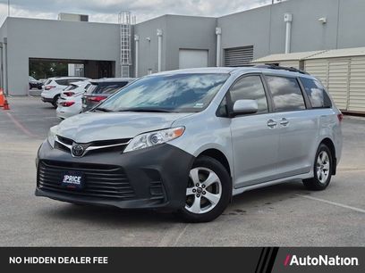 Used 2020 Toyota Sienna LE