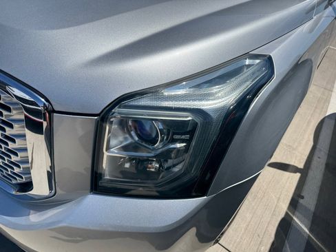 Used 2015 GMC Yukon SLT AWD/4WD image 6