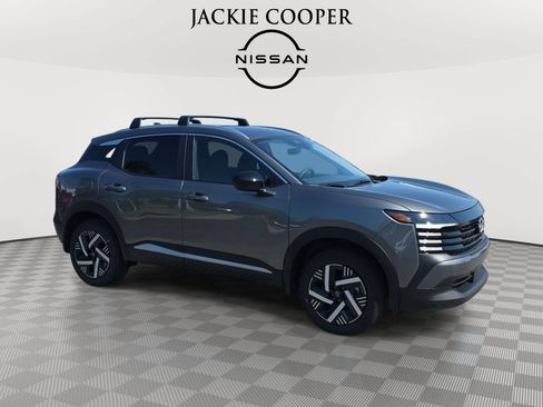 New 2027 Nissan Kicks SV w/ Cold Weather Package FWD image 3