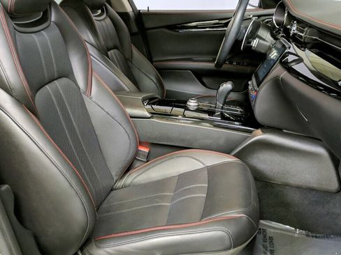 Used 2017 Maserati Quattroporte S GranSport image 24