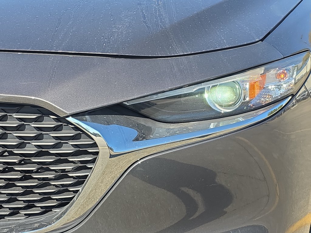 Used 2021 MAZDA MAZDA3 s FWD image 9