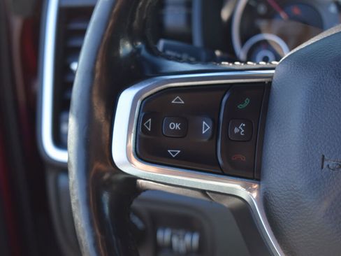 Used 2019 RAM 1500 Laramie image 17