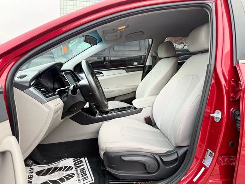 Used 2019 Hyundai Sonata SE FWD image 10