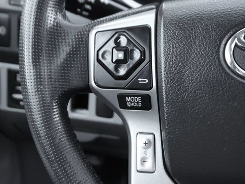 Used 2015 Toyota Tacoma PreRunner w/ TRD Off-Road Package RWD image 21