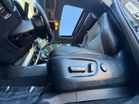 Used 2015 Toyota 4Runner SR5 Premium RWD image 29