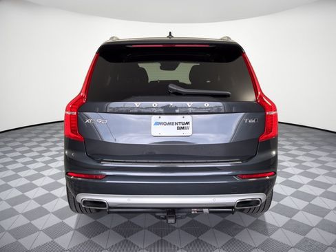 Used 2021 Volvo XC90 T6 Momentum w/ Protection Package Premier AWD/4WD image 11