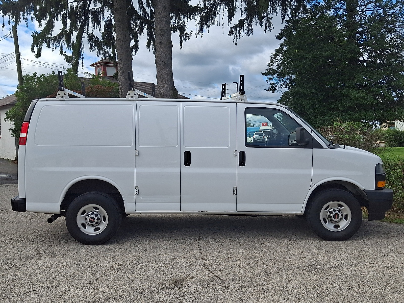 Used 2021 GMC Savana 2500 w/ Driver Convenience Package RWD image 8