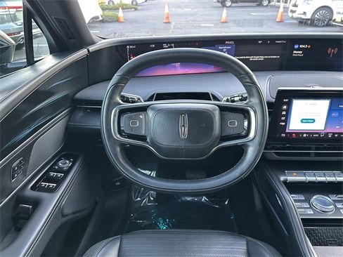 Certified 2024 Lincoln Nautilus Reserve w/ Jet Appearance Package (87T) image 14