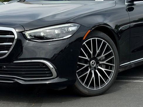 New 2025 Mercedes-Benz S 580 4MATIC Sedan image 4