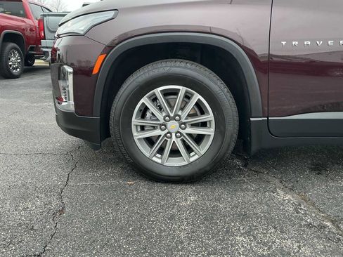 Used 2023 Chevrolet Traverse LT image 33