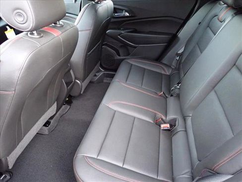 New 2026 Chevrolet Trax RS w/ Sunroof Package image 9