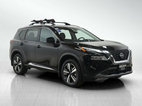 Used 2023 Nissan Rogue SL w/ SL Premium Package image 7