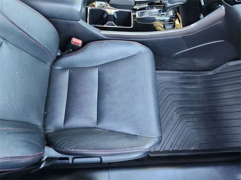 Used 2017 Honda Accord Sport Special Edition image 19