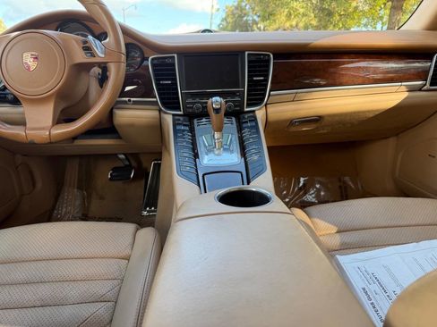 Used 2010 Porsche Panamera Turbo image 21