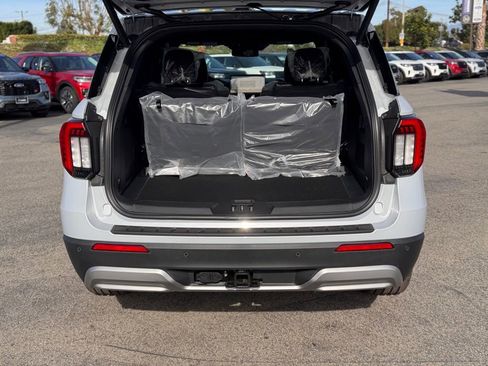 New 2026 Ford Explorer Platinum w/ LUX Leather Package image 13