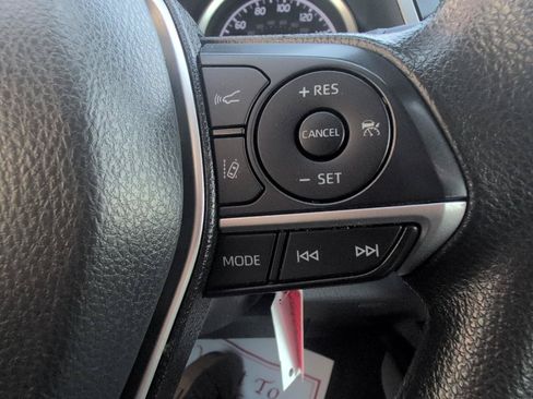 Used 2022 Toyota Camry LE FWD image 16