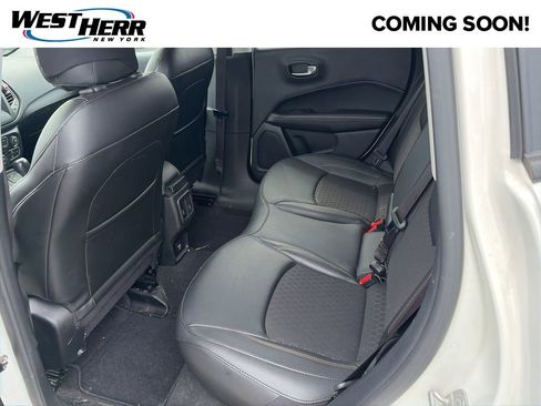 Used 2021 Jeep Compass Latitude image 6