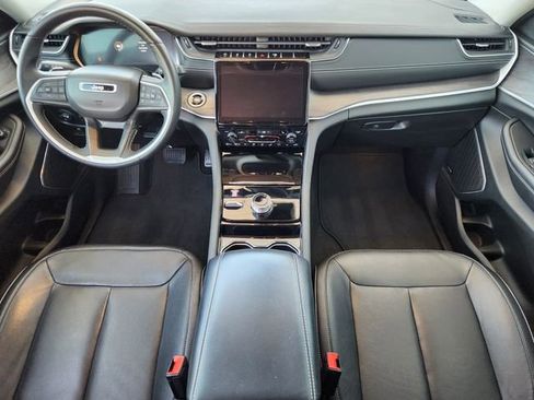 Used 2022 Jeep Grand Cherokee L Limited image 23