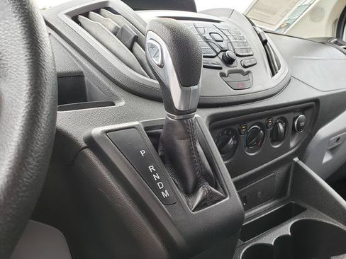 Used 2018 Ford Transit 150 XL RWD image 23