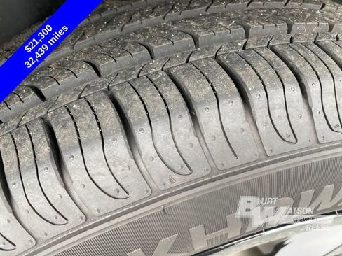 Used 2022 Jeep Compass Latitude AWD/4WD image 16